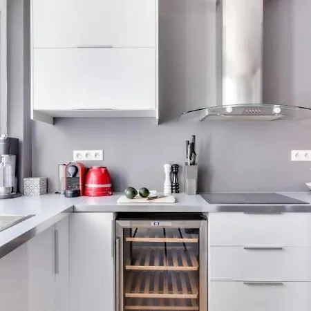 D'artiste, Terrasse Vue Tour Eiffel