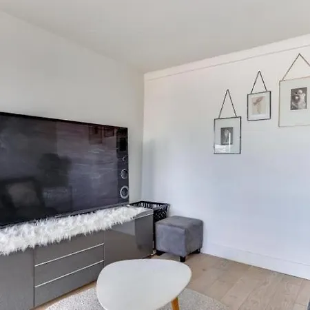 D'artiste, Terrasse Vue Tour Eiffel Apartmán